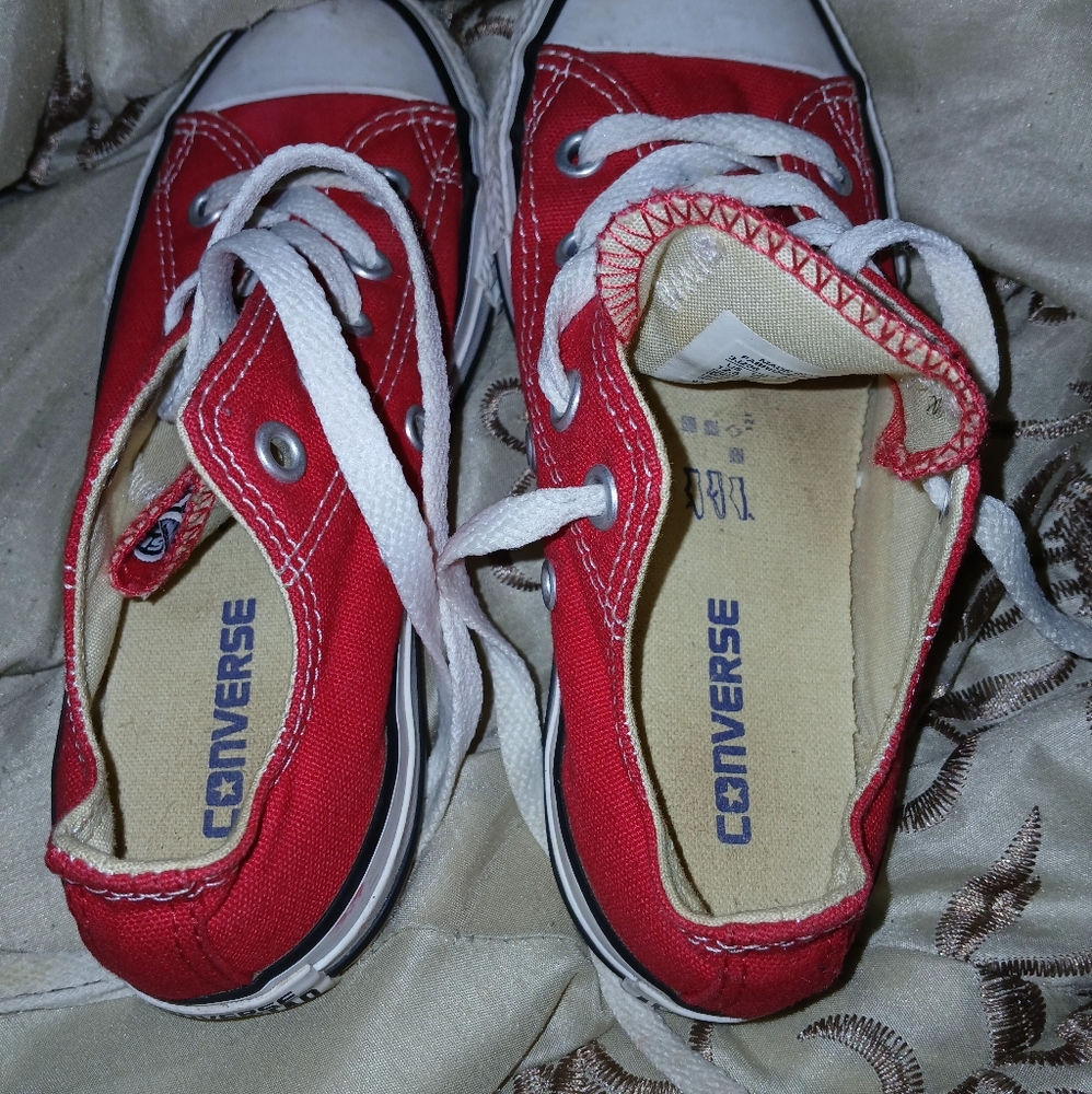 Converse - Picture 3 of 3